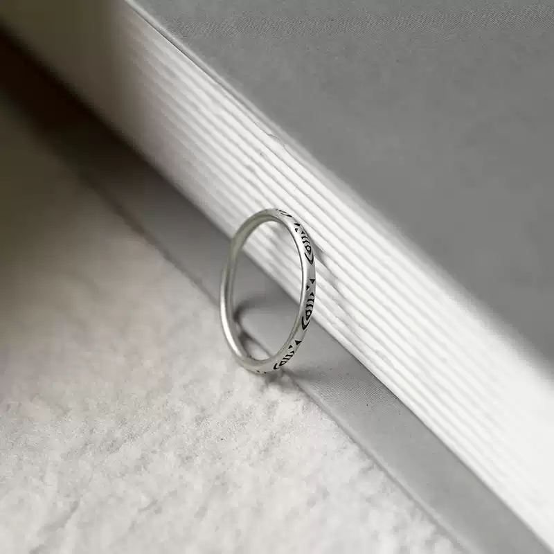 Fish-Pattern Silver-Tone Slim Band Ring — additional product view 2